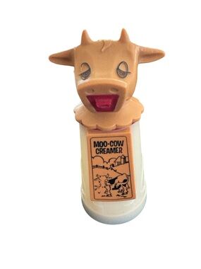 VTG 70’s Whirley Industries Plastic Moo Moo Creamer Cow Dispenser Collectible